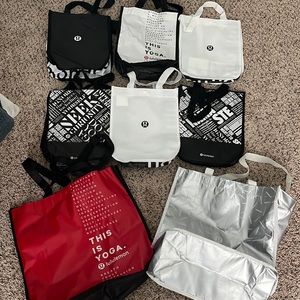 🍋 Bundle of Lululemon bags, never used